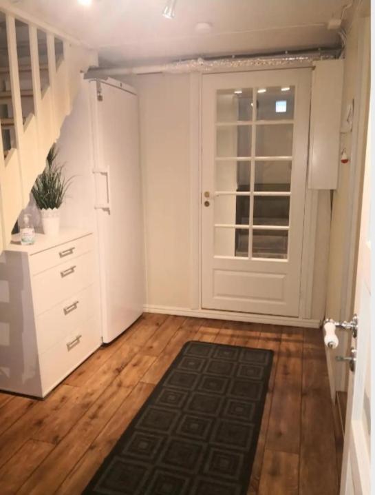 Sentral Studioleilighet Ved Stranden Og Hvalsenter Nb Ma Vaskes Etter Endt Leie Eller Betale Rengjoringshjelpen 500 Kr Andenes Bagian luar foto