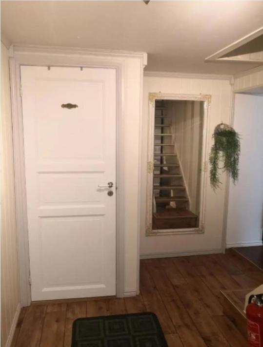 Sentral Studioleilighet Ved Stranden Og Hvalsenter Nb Ma Vaskes Etter Endt Leie Eller Betale Rengjoringshjelpen 500 Kr Andenes Bagian luar foto