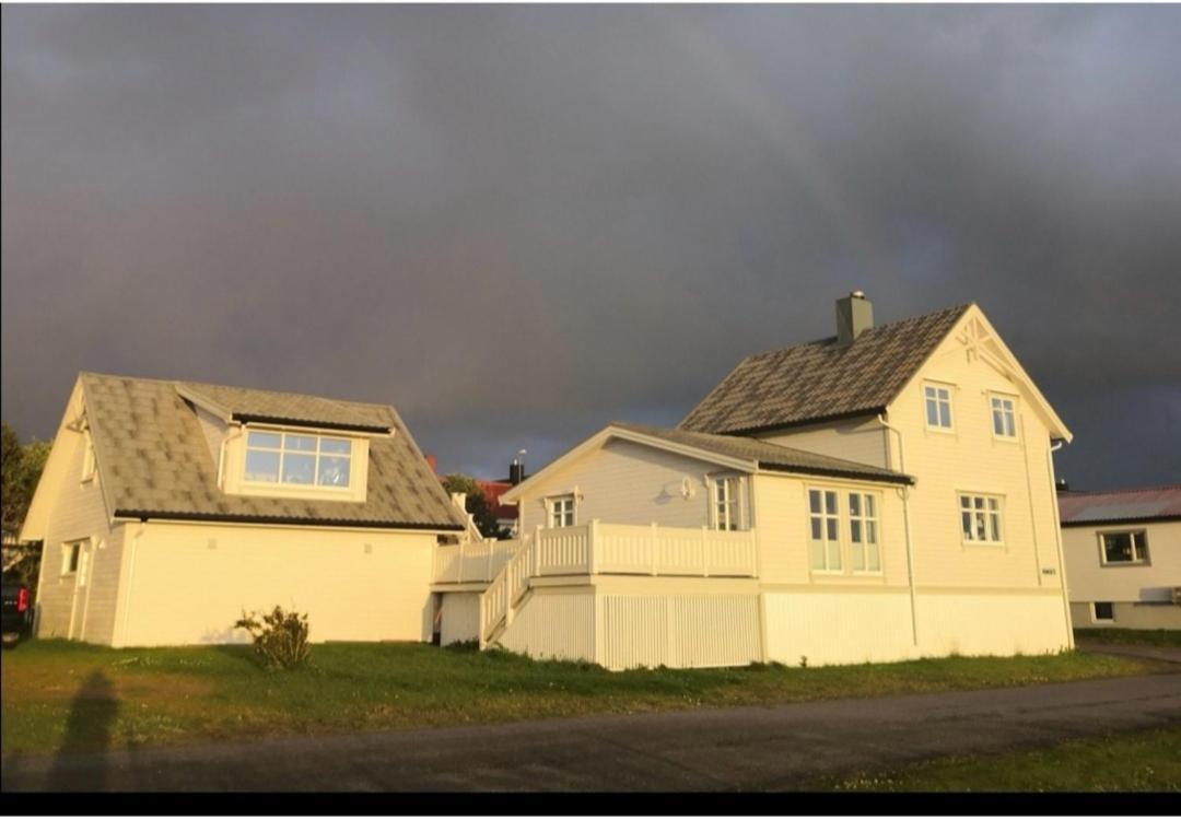 Sentral Studioleilighet Ved Stranden Og Hvalsenter Nb Ma Vaskes Etter Endt Leie Eller Betale Rengjoringshjelpen 500 Kr Andenes Bagian luar foto